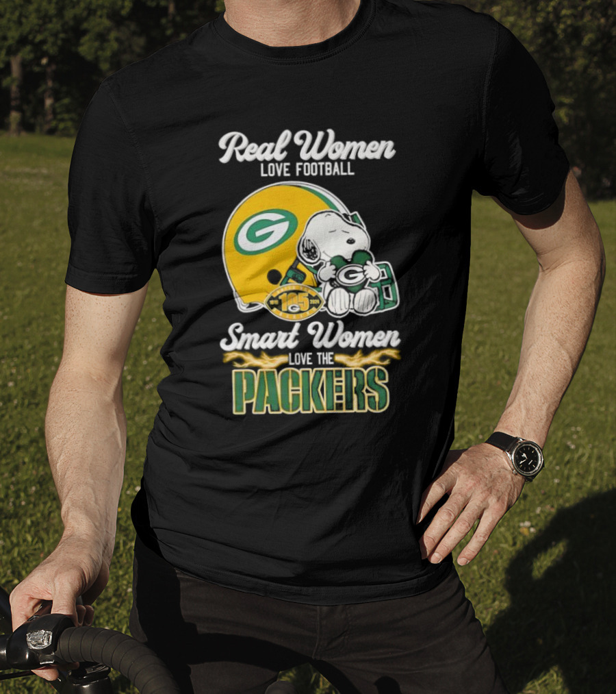 Snoopy Real Women Love Football Smart Women Love The Packers Green Bay Helmet T-Shirt