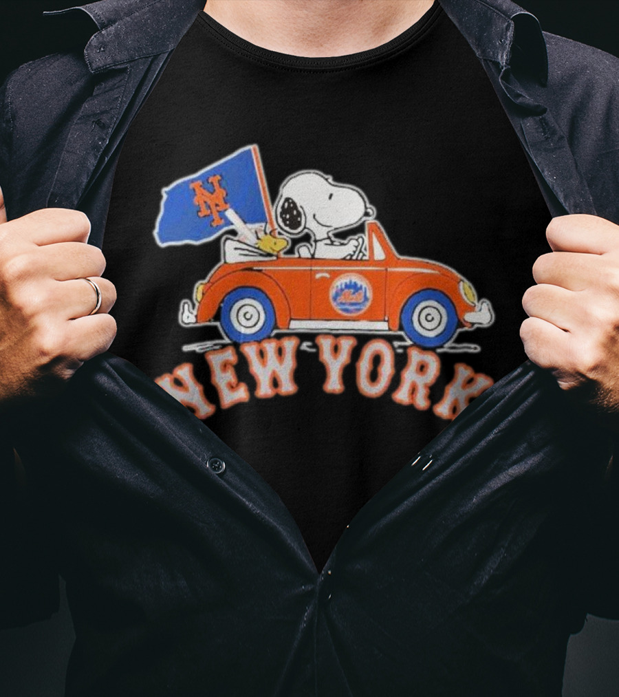 Snoopy Driving Car With New York Mets Flag T-Shirt