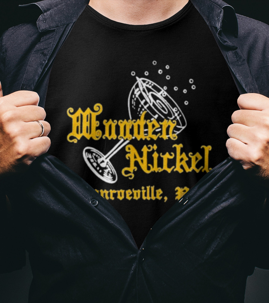 Wooden Nickel Monroeville Pa Vintage Cocktail Glass T-Shirt