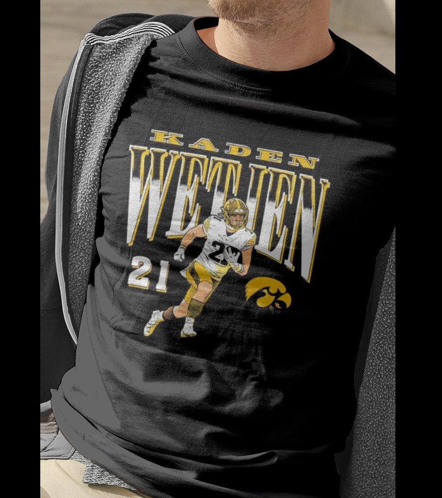 Kaden Wetjen Iowa Hawkeyes 21 Player Cartoon T-Shirt