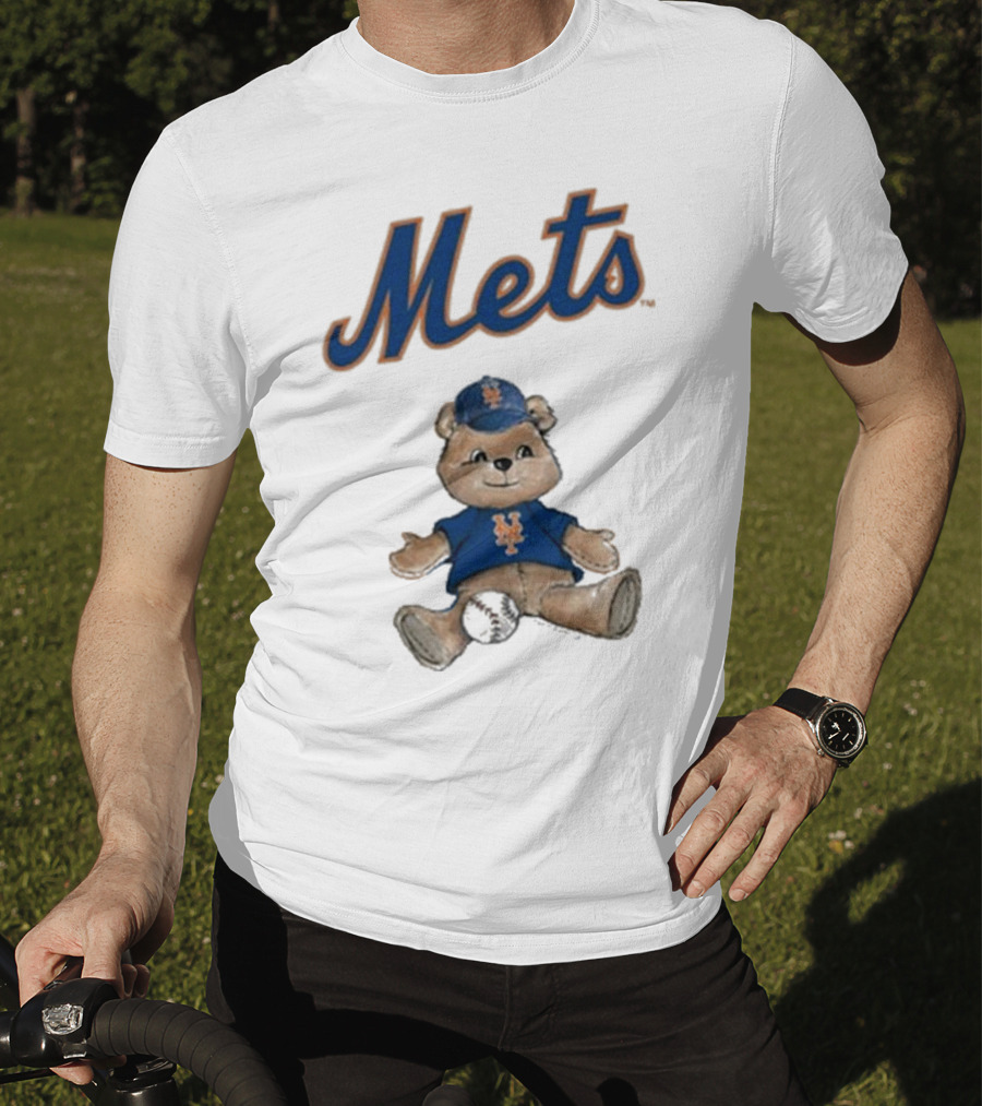 Mets Bear With Cap And Ball T-Shirt