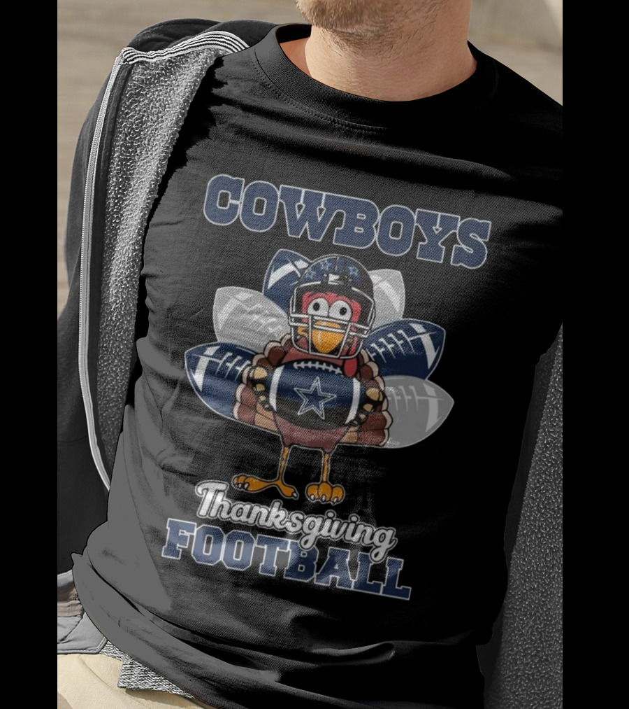 Cowboys Thanksgiving Football Turkey Holding Footballs T-Shirt