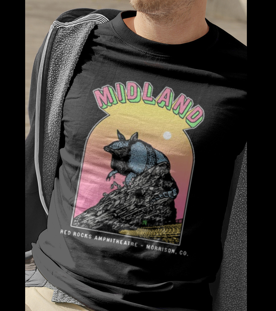 Midland Red Rocks Amphitheatre Armadillo Morrison CO T-Shirt