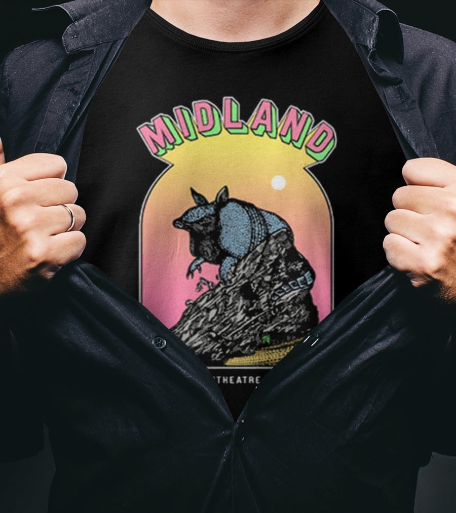 Midland Red Rocks Amphitheatre Armadillo Morrison CO T-Shirt