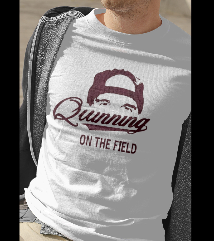 Quinning On The Field Washington Commanders Hat T-Shirt