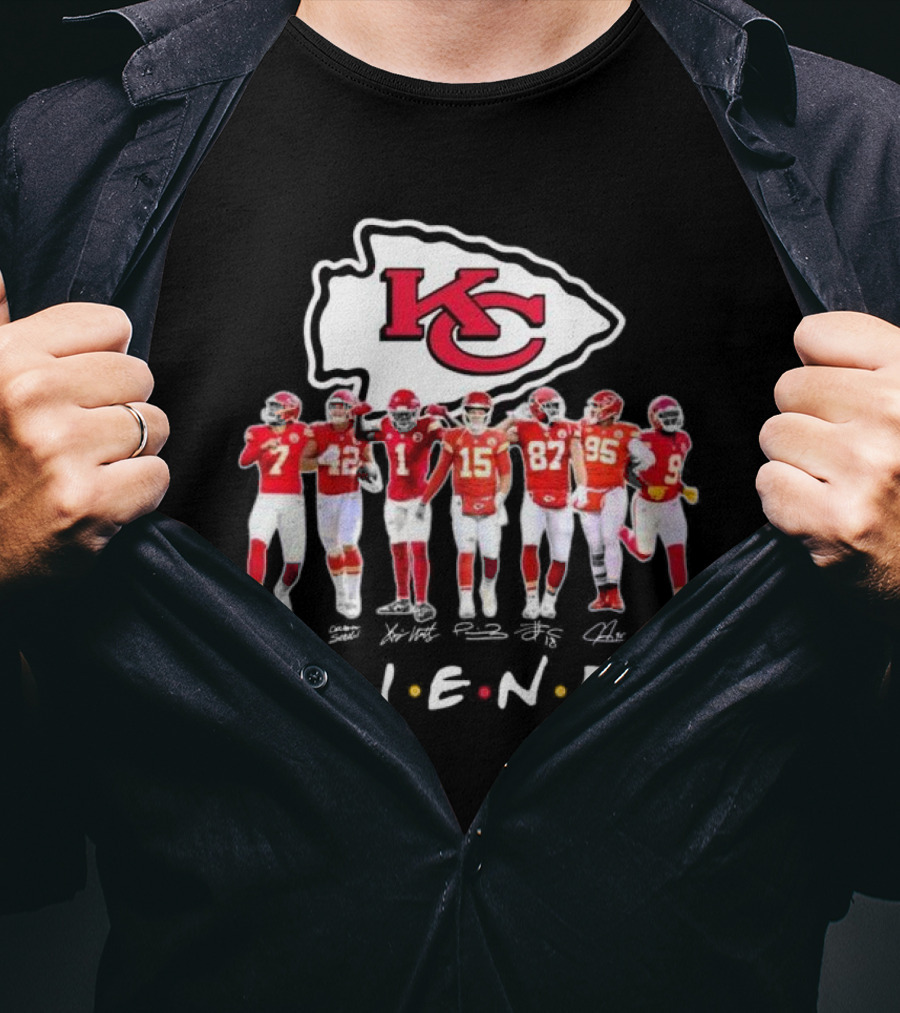 Kansas City Chiefs Friends Signatures Football Team T-Shirt