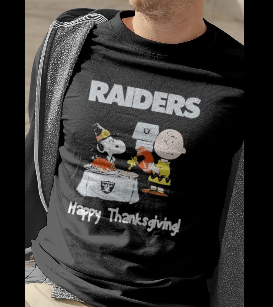 Raiders Charlie Brown Snoopy Happy Thanksgiving T-Shirt