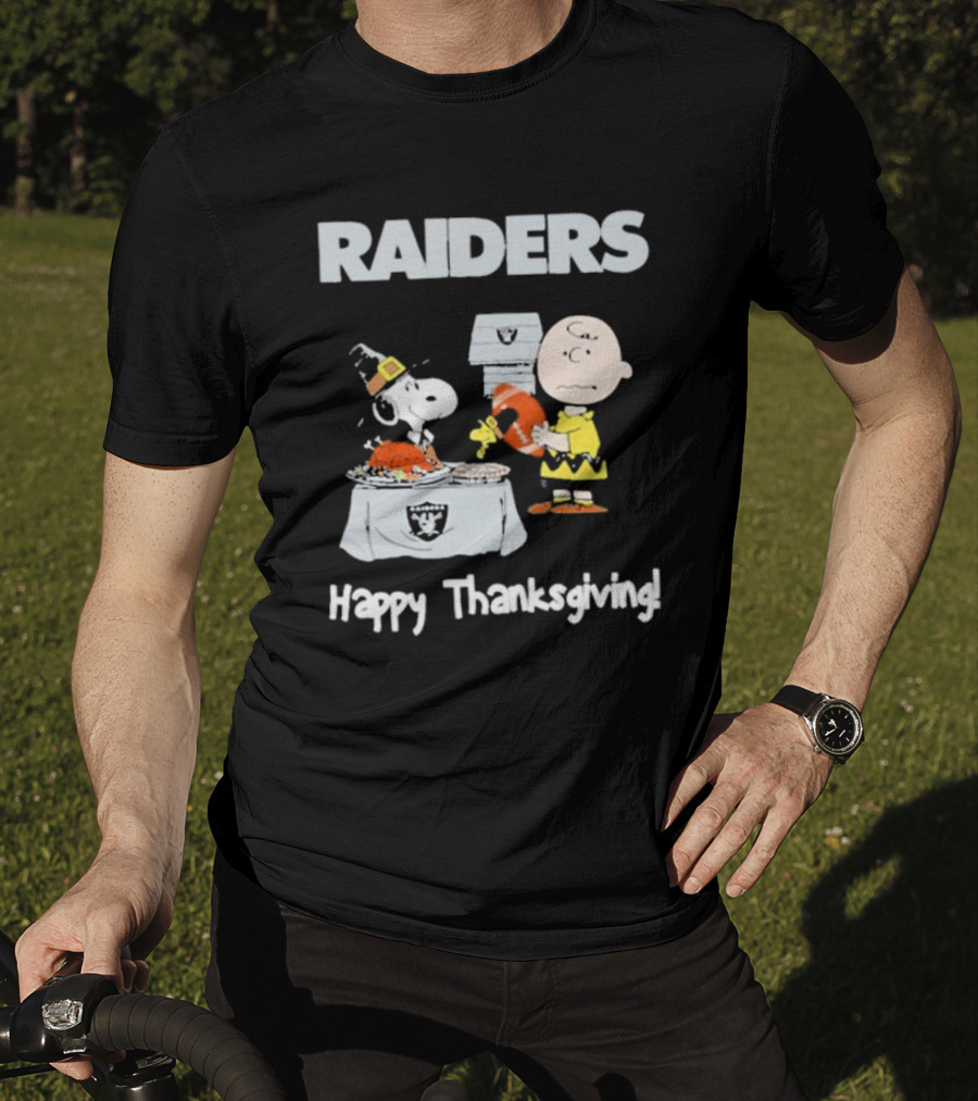 Raiders Charlie Brown Snoopy Happy Thanksgiving T-Shirt