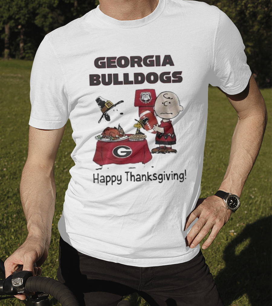 Georgia Bulldogs Peanuts Thanksgiving Celebrations Charlie Brown Football T-Shirt