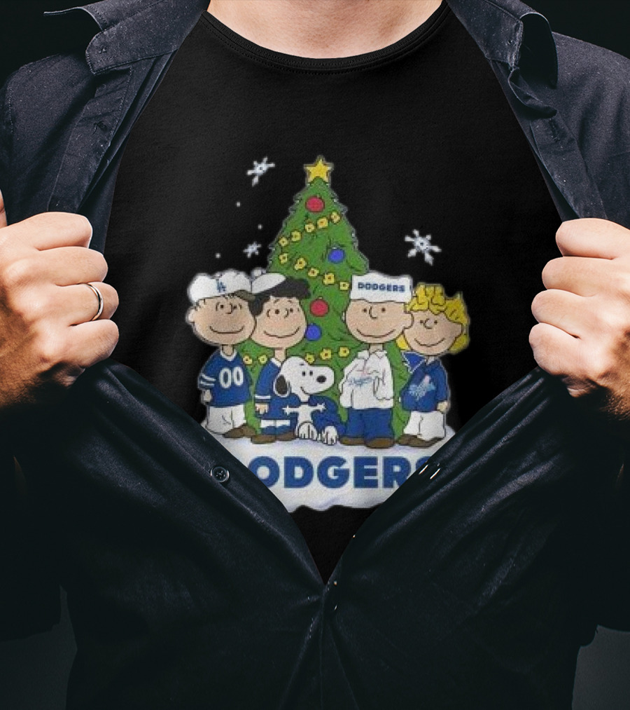 Snoopy And Friends Dodgers Christmas Tree Celebration T-Shirt