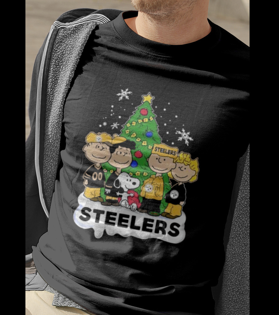 Steelers Snoopy And Friends Christmas Tree T-Shirt
