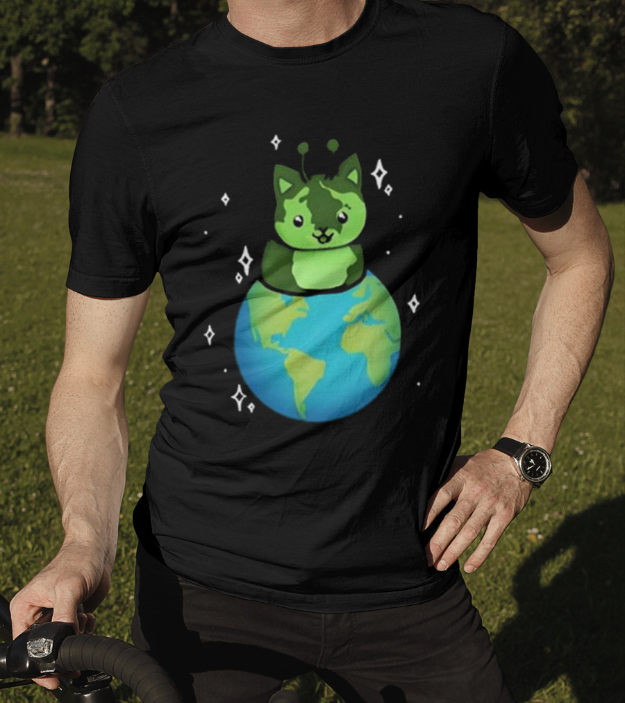 Cult Of Biscuit Alien Biscuit Cat Globe Stars T-Shirt