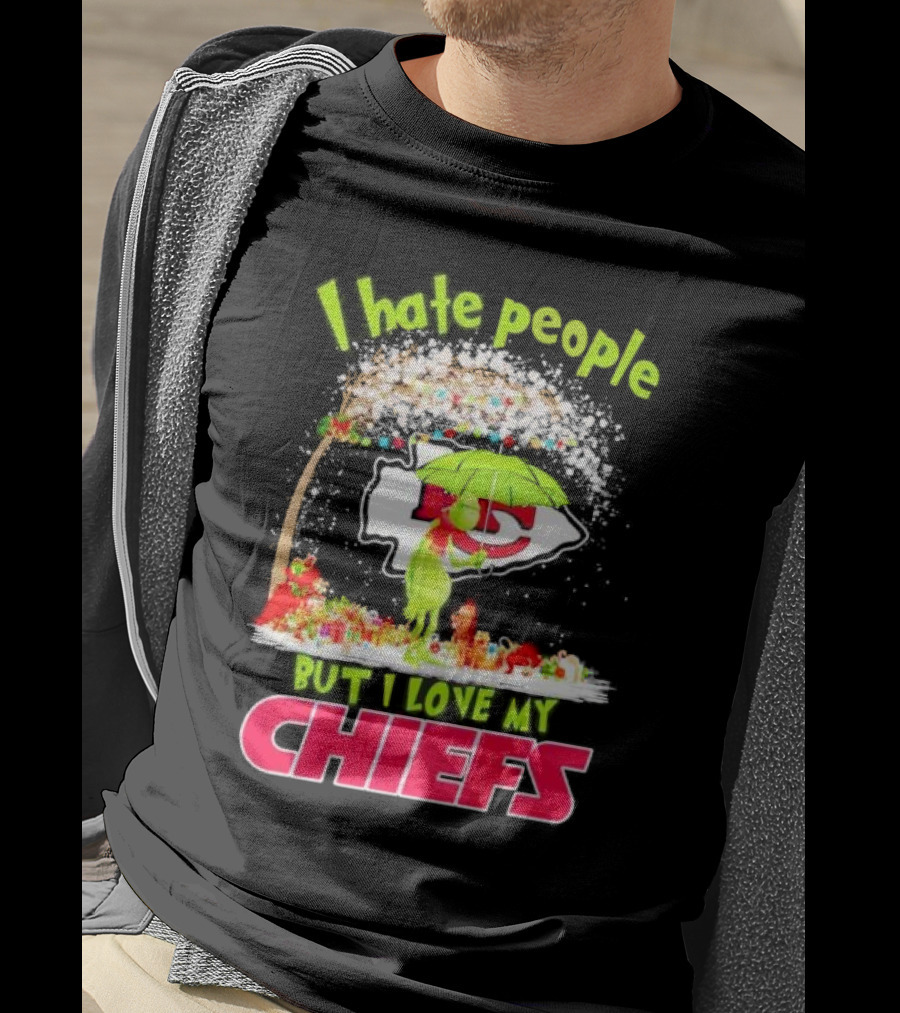I Hate People But I Love My Chiefs Grinch And Max Kansas City Chiefs Christmas T-Shirt