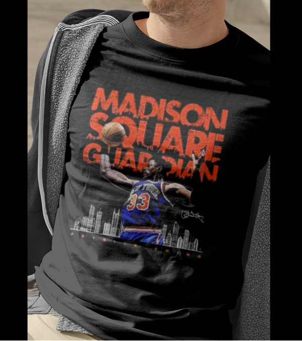 Patrick Ewing Madison Square Guardian New York Knicks Signature T-Shirt