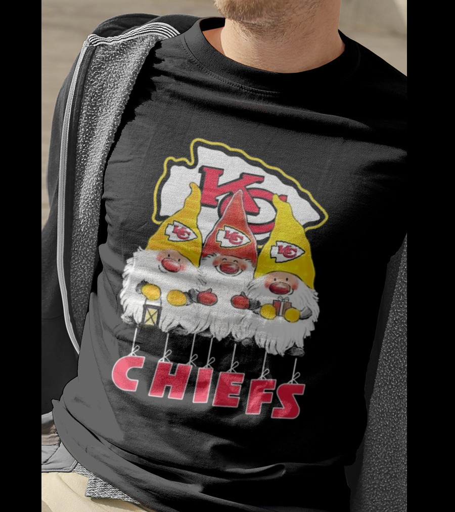 Kansas City Chiefs Gnomes Christmas Chiefs T-Shirt