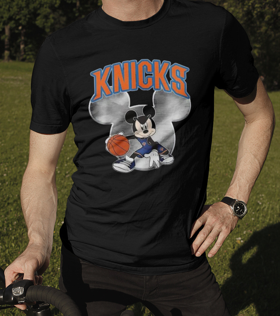 Knicks Mickey Mouse Basketball Christmas T-Shirt