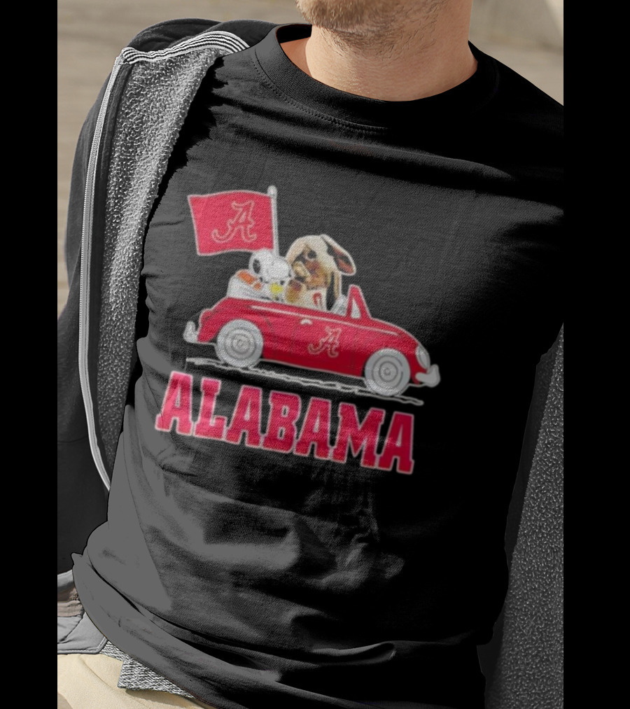 Snoopy And Big Al Driving Red Car With Alabama Flag Crimson Tide T-Shirt