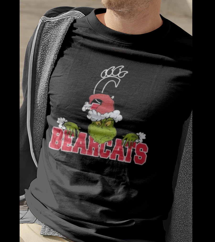 NCAA Cincinnati Bearcats Grinch Christmas Football T-Shirt