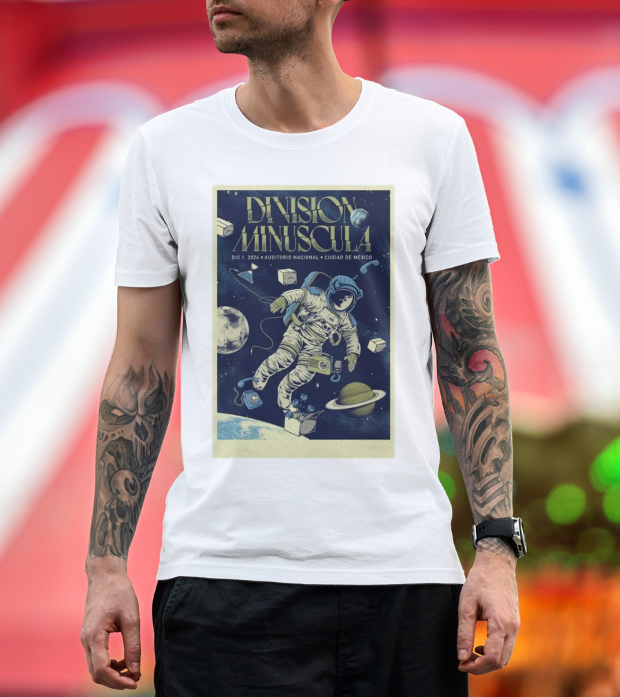 División Minúscula Astronaut Space Adventure Dec 1 2024 Auditorio Nacional Ciudad de México T-Shirt