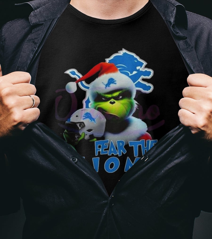 Santa Grinch Fear The Lions Detroit Lions T-Shirt