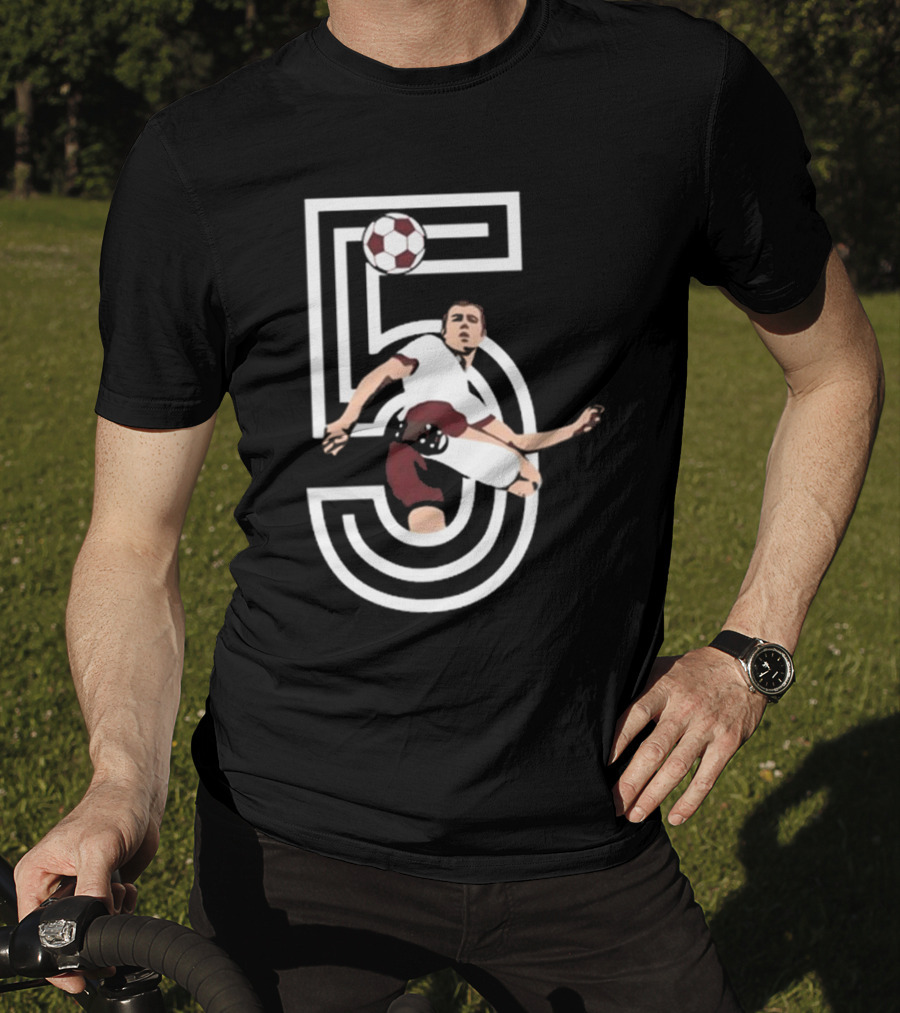 Der Kaiser Franz Beckenbauer Iconic Number 5 Soccer Legend T-Shirt
