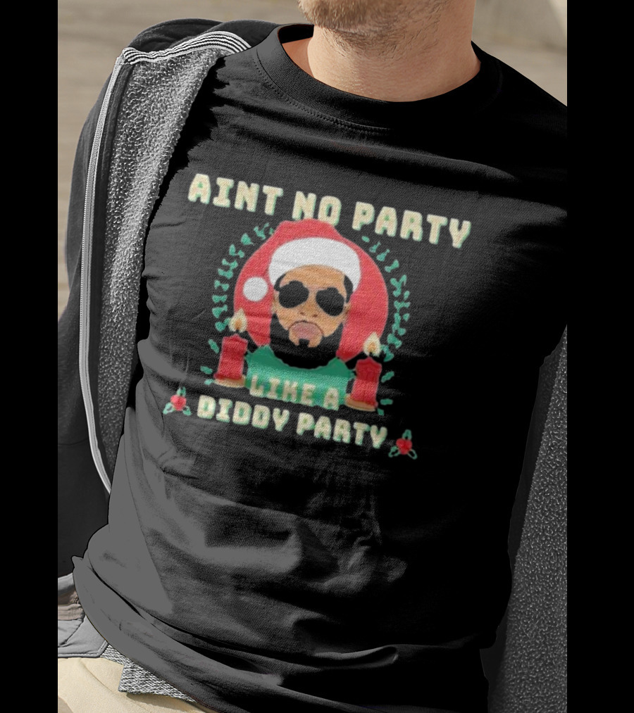 Aint No Party Like A Diddy Party Christmas Santa Icon Candles T-Shirt