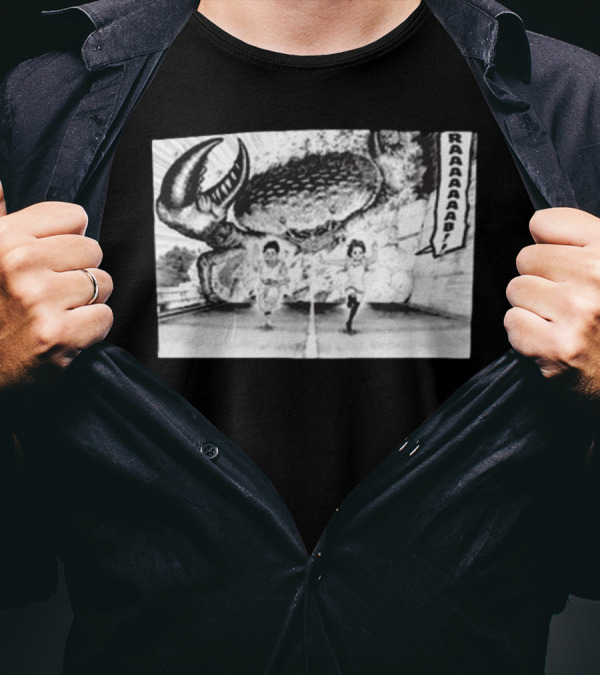 Dandadan Okarun Raaarrrr 2024 Crab Chase Scene T-Shirt