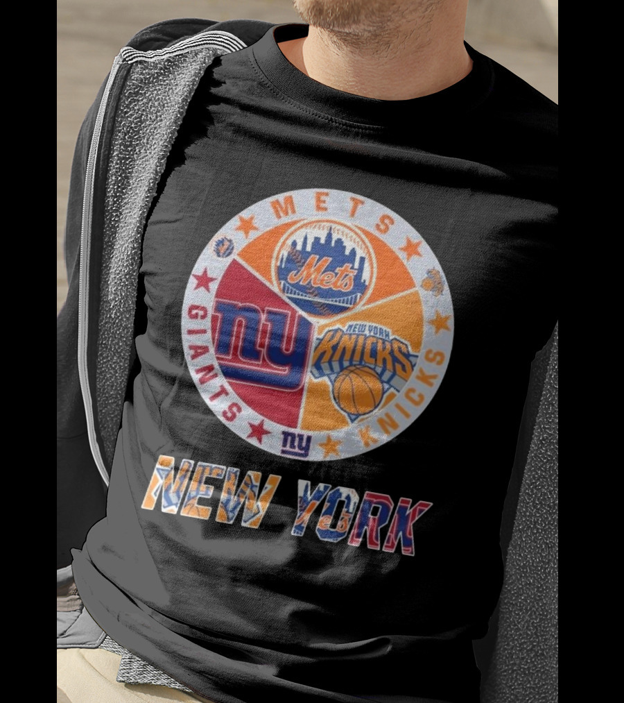 New York Mets Giants Knicks Circle Logo New York T-Shirt