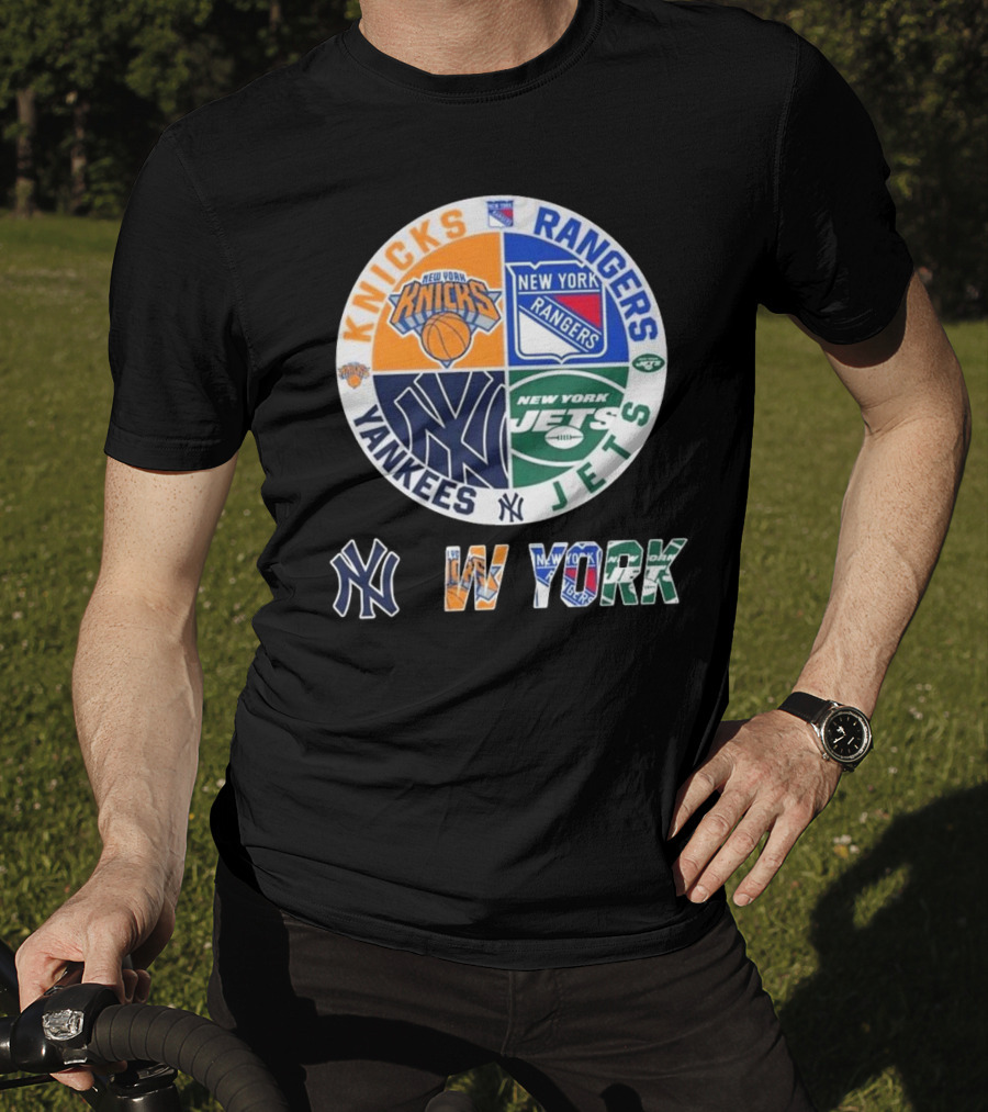 Knicks Rangers Yankees Jets New York Sports Circle T-Shirt