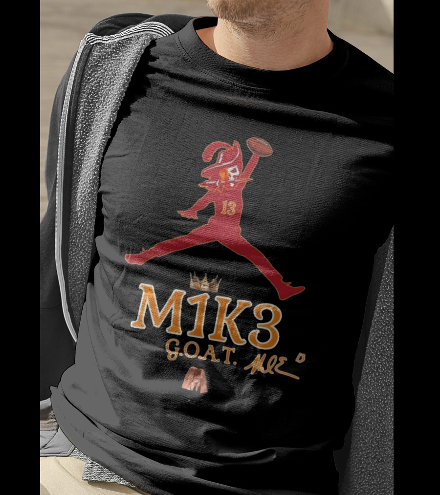 M1K3 G.O.A.T. Mike Evans 13 Buccaneers Signature Crown Football T-Shirt