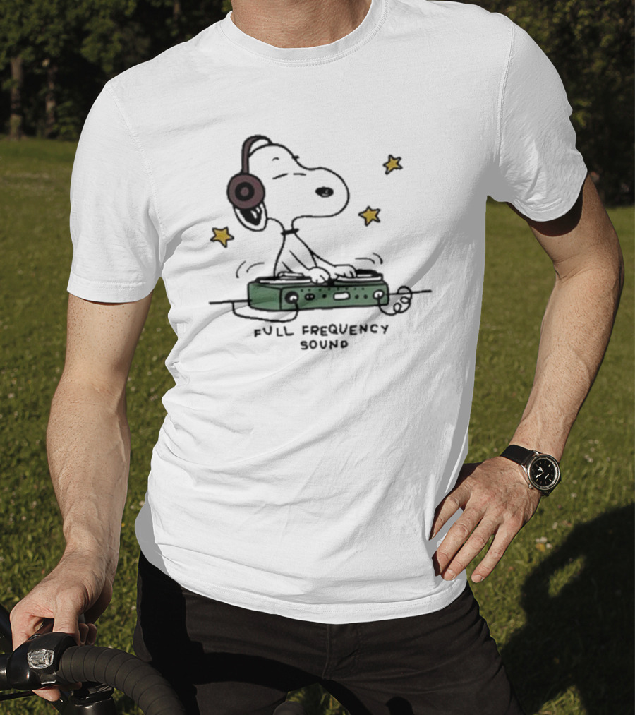 Snoopy DJ With Headphones Full Frequency Sound Stars T-Shirt