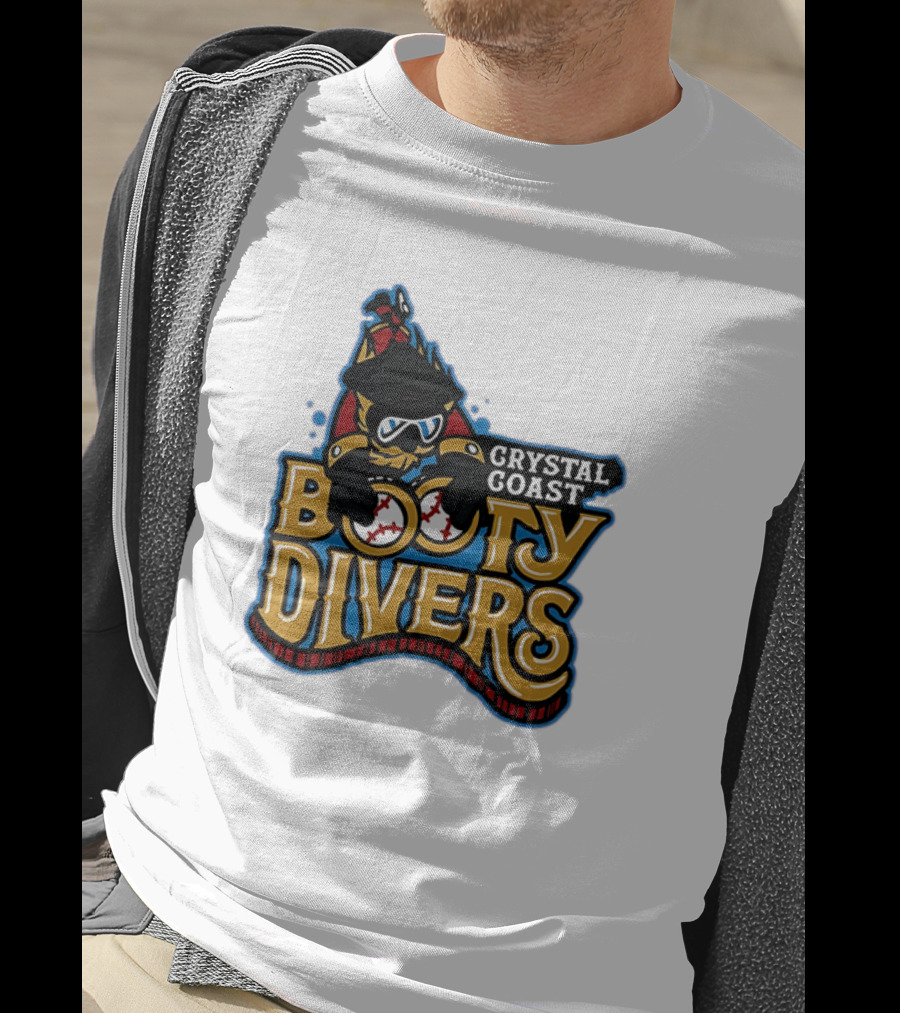 Crystal Coast Booty Divers Pirate Spyglass Emblem T-Shirt