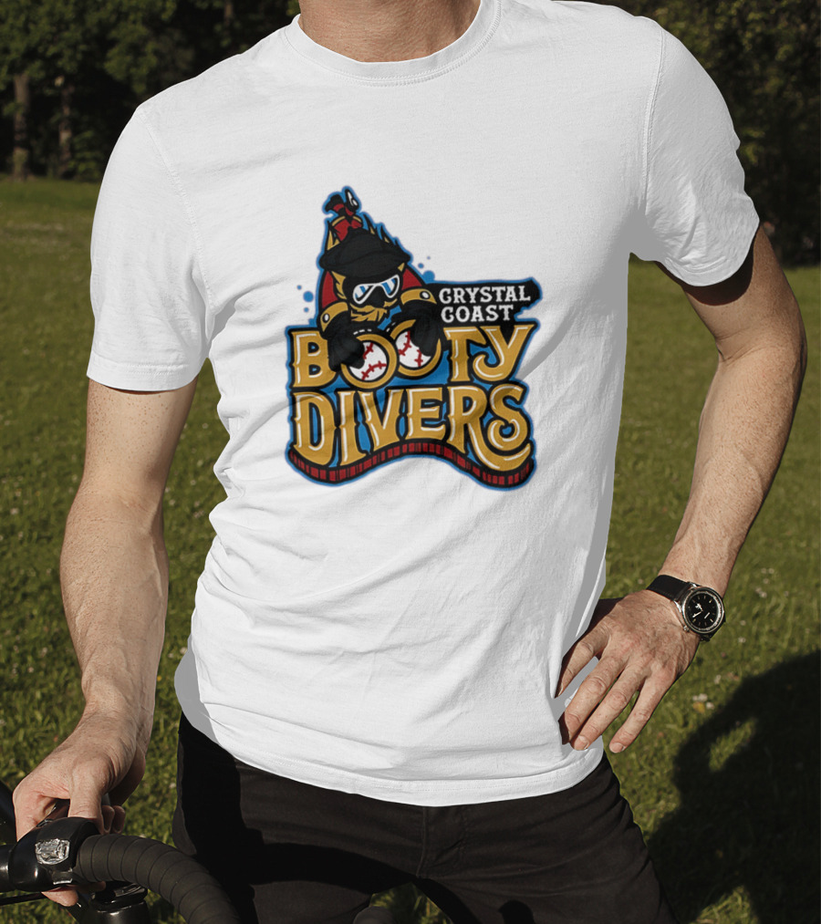 Crystal Coast Booty Divers Pirate Spyglass Emblem T-Shirt