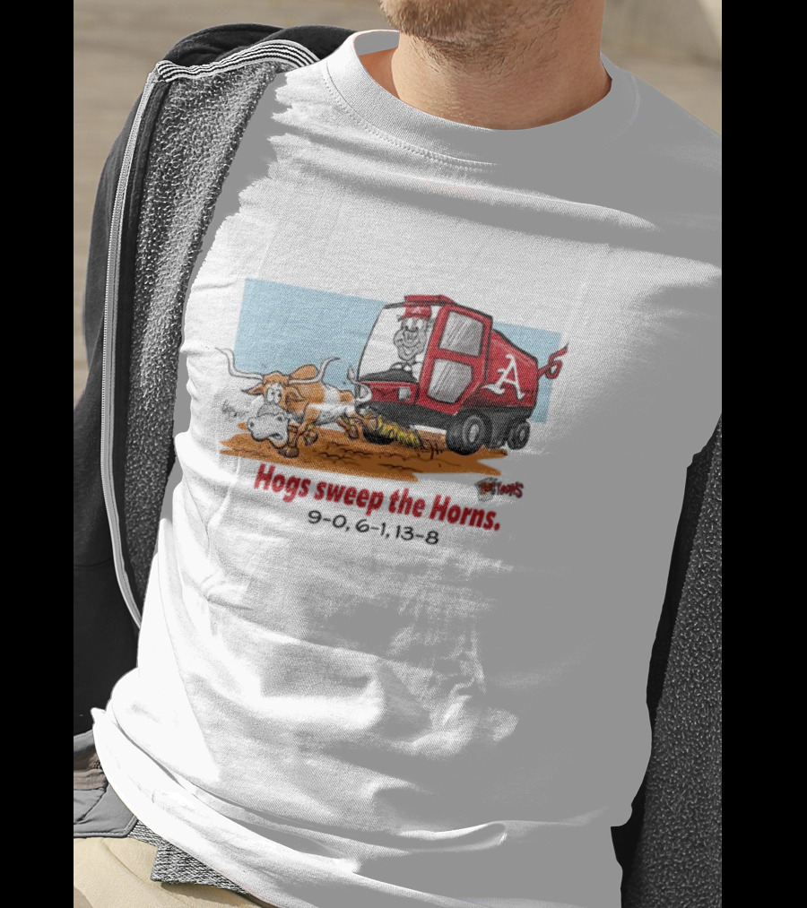 Hogs Sweep The Horns Texas Longhorns Vs. Arkansas Razorbacks T-Shirt