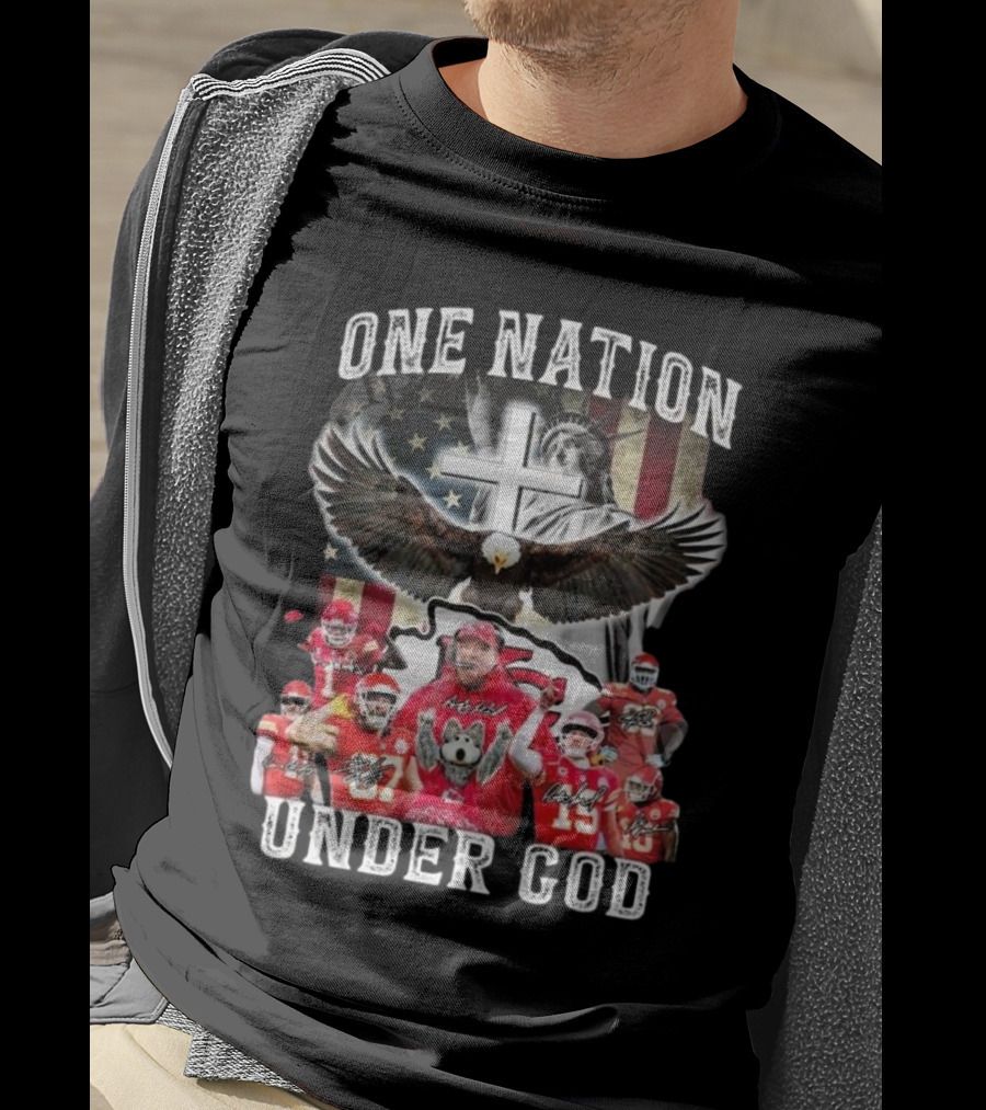 Kansas City Chiefs One Nation Under God 2025 Signatures Statue Of Liberty And Eagle T-Shirt