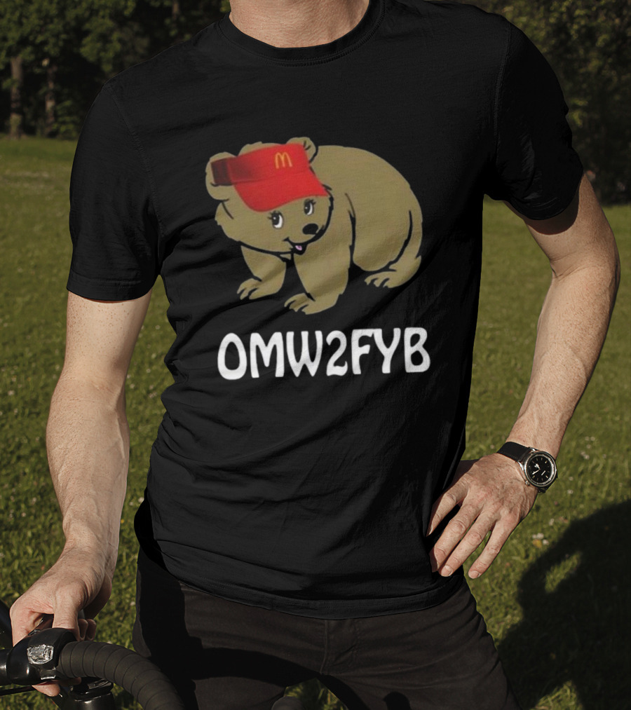 OMW2FYB Bear With Red Cap T-Shirt
