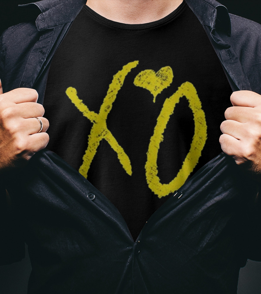 Nav Omw2 Rexdale XO Yellow Script T-Shirt