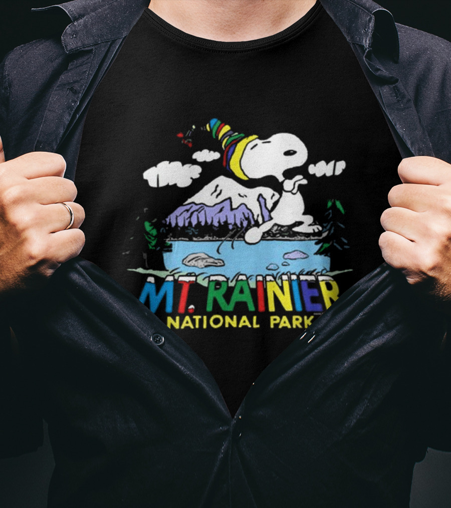 Peanuts Snoopy Mt. Rainier National Park Colorful Adventure T-Shirt