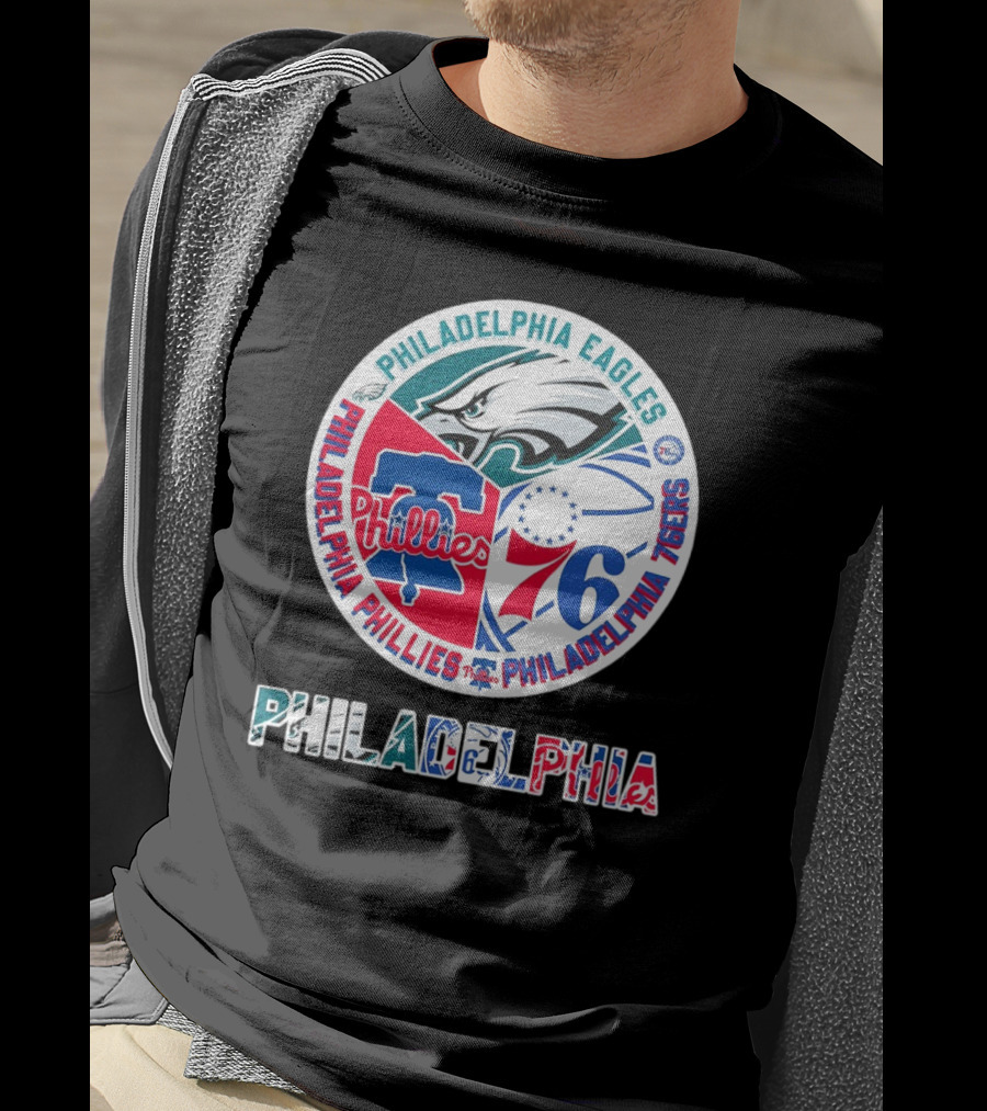 Philadelphia Eagles Phillies 76ers Circular Emblem T-Shirt