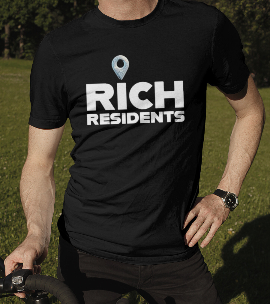 Rich Residents Oversized Diamond Map Pin T-Shirt
