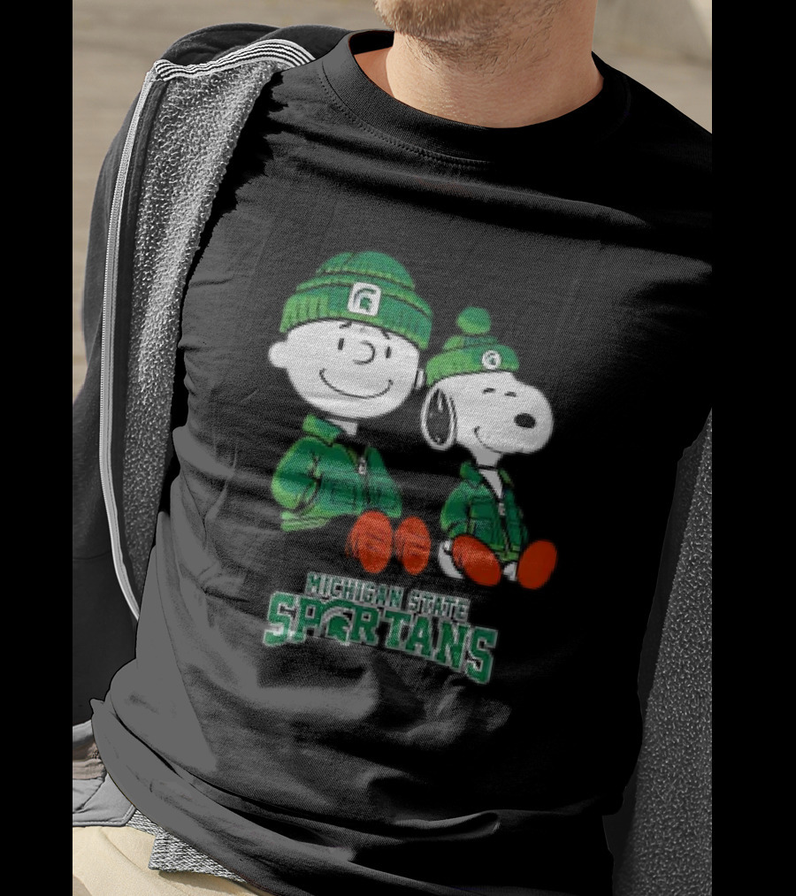 Snoopy And Charlie Brown Michigan State Spartans Green Apparel T-Shirt