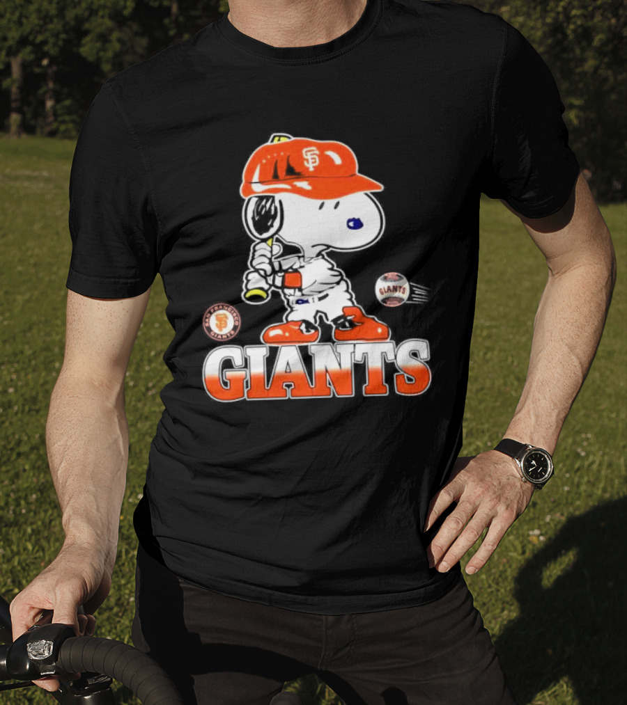 Snoopy SF Giants Baseball Fan Art Peanuts Sports Graphic T-Shirt