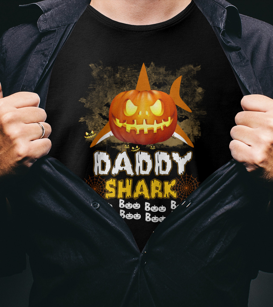 Daddy Shark Halloween Pumpkin Boo T-Shirt