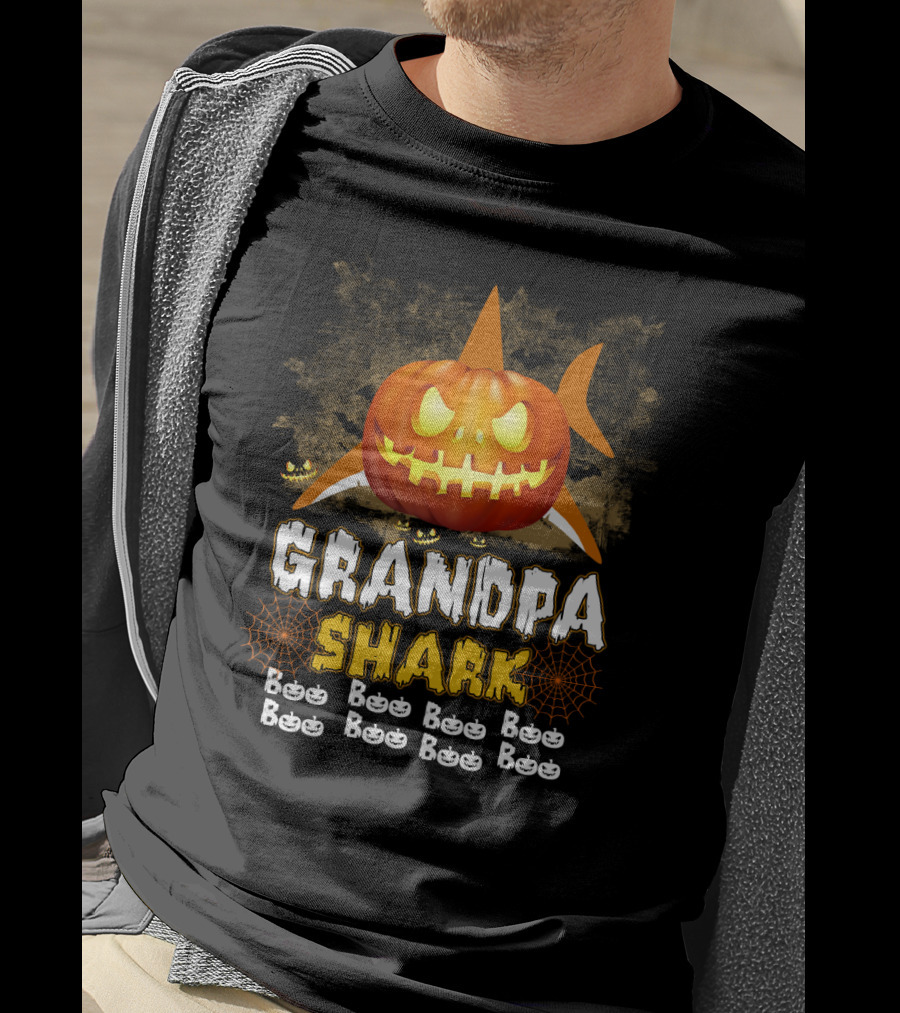 Grandpa Shark Pumpkin Halloween Boo Jack-o'-Lantern Spooky Shark T-Shirt