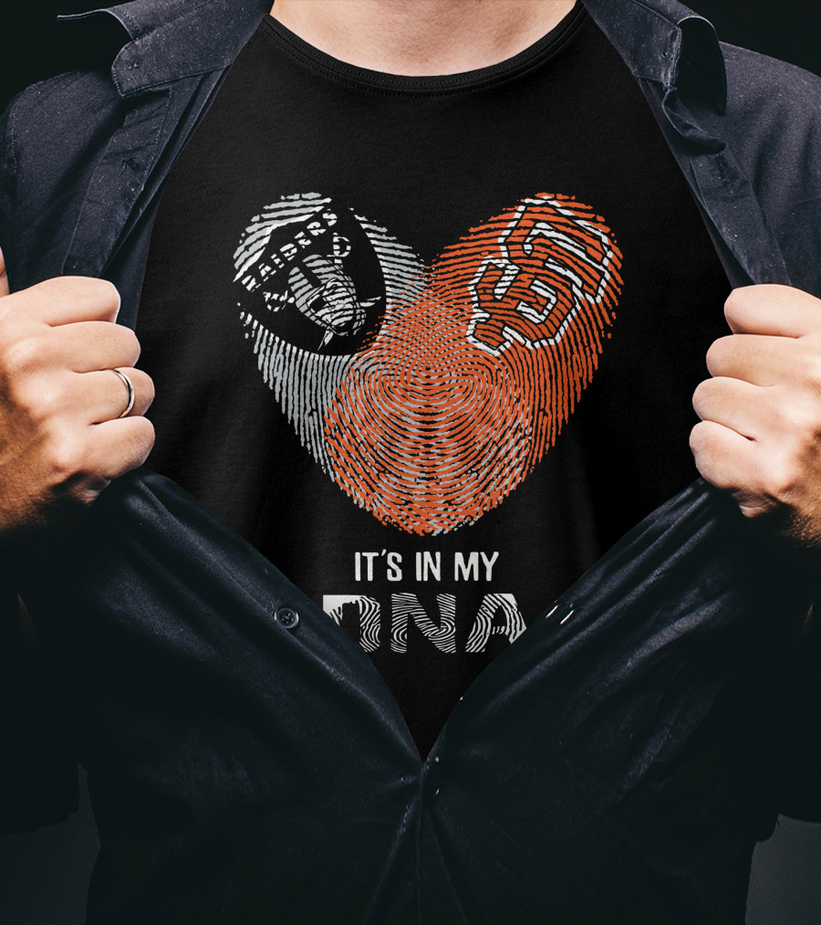 Raiders Giants It's In My DNA Fingerprint T-Shirt