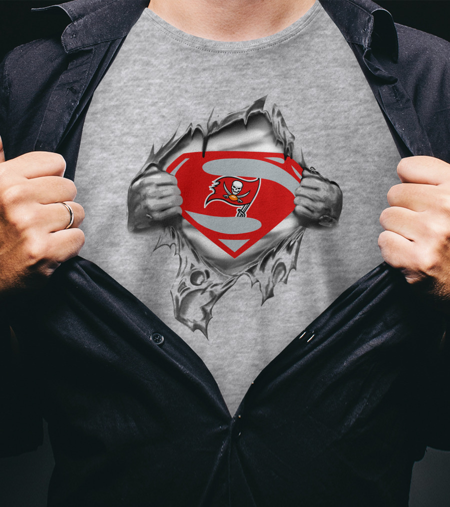 Superman Shield Buccaneers Pirate Logo Ripped Chest Effect T-Shirt
