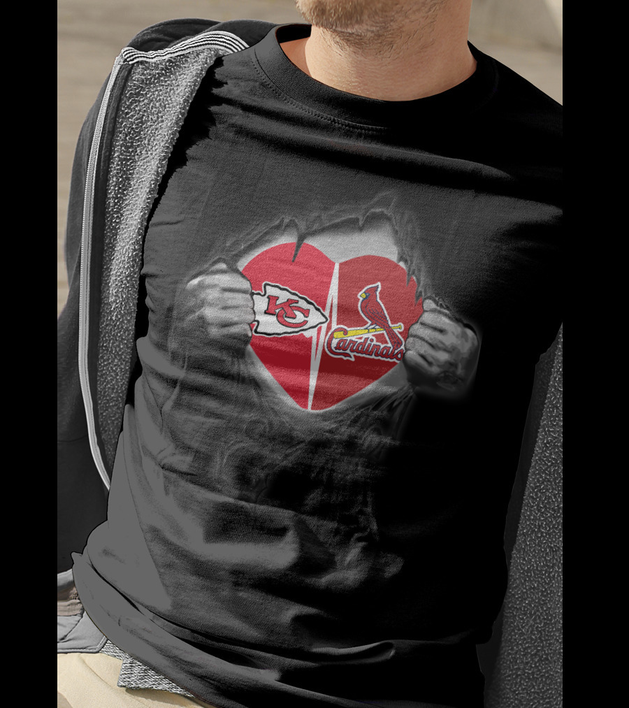Chiefs Cardinals Logo Heart Ripped T-Shirt