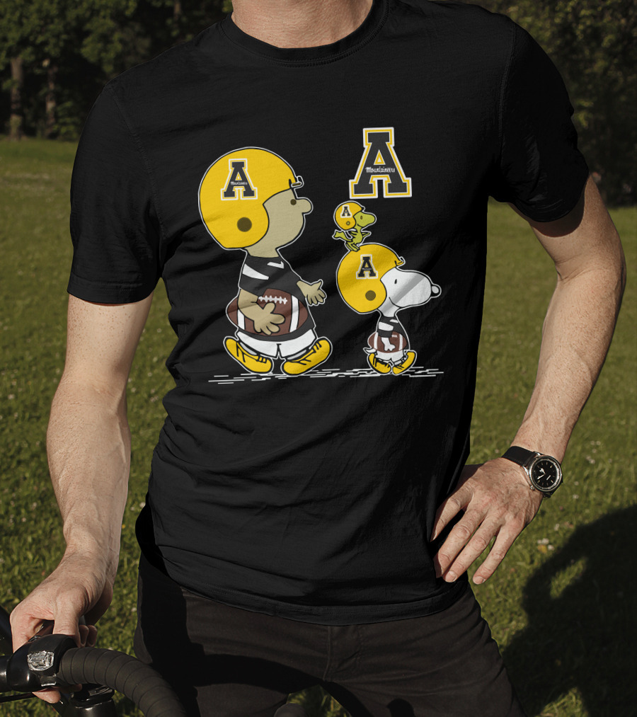 Appalachian State Mountaineers Snoopy And Woodstock Football Helmet T-Shirt