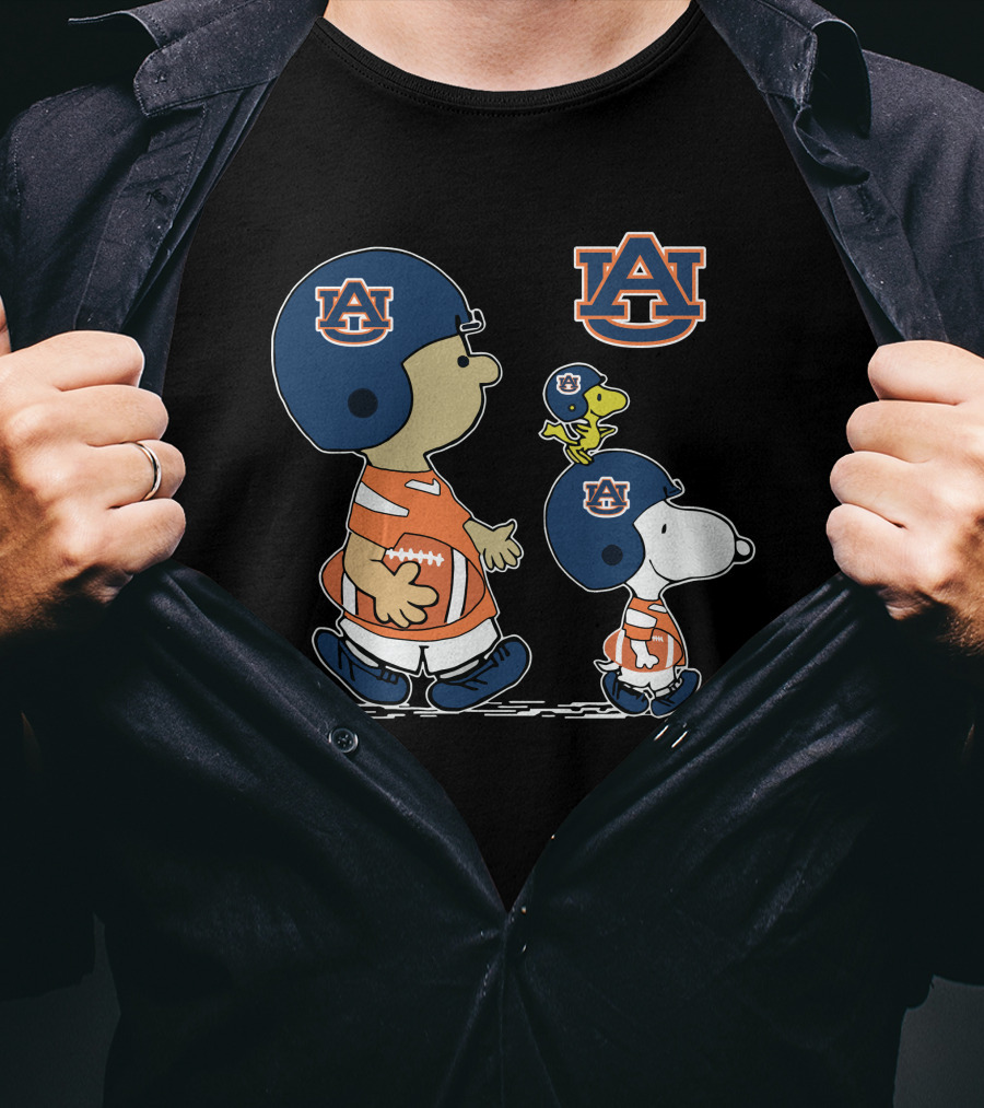 Auburn Tigers Snoopy And Woodstock Football Helmets T-Shirt