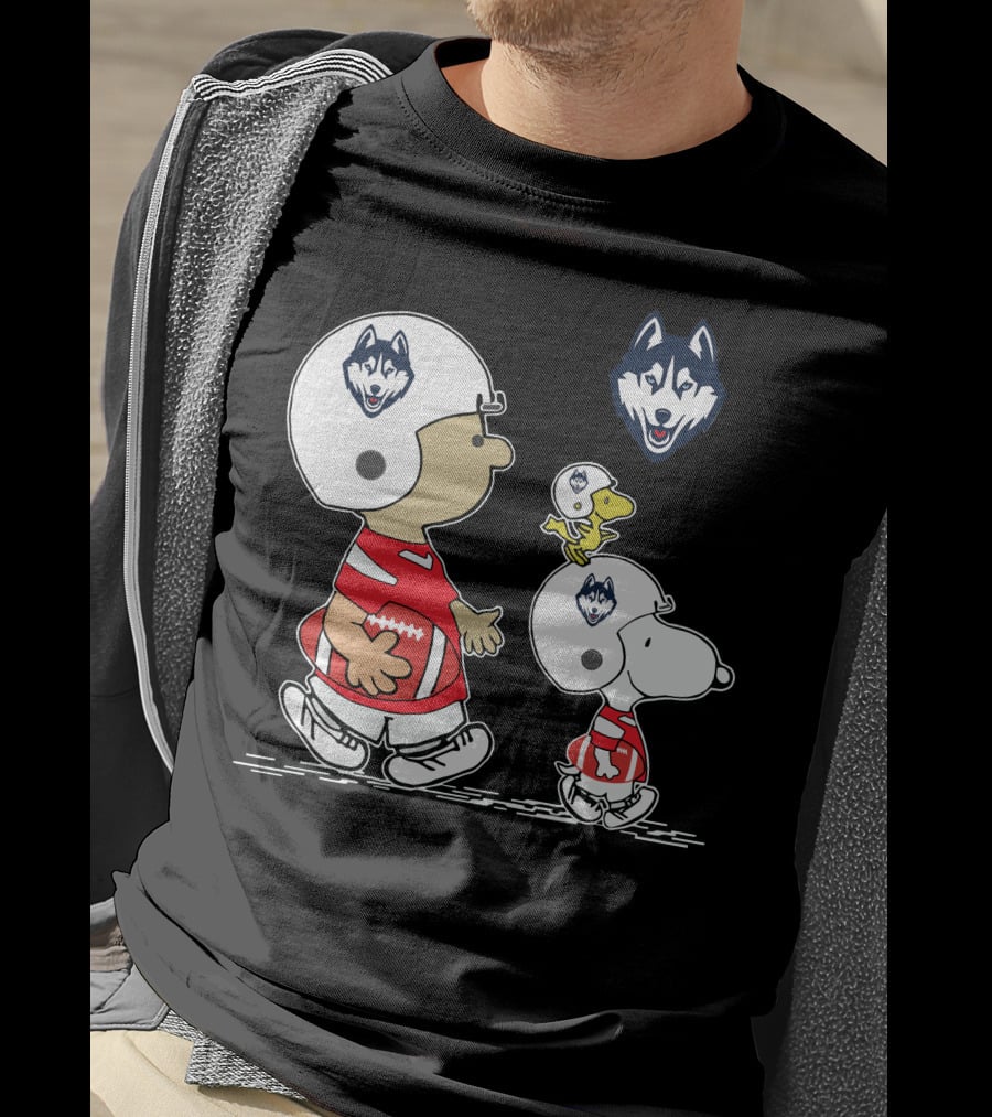 Connecticut Huskies Snoopy Football Team Pals T-Shirt